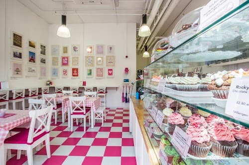 Hey Little Cupcake!, photo 3